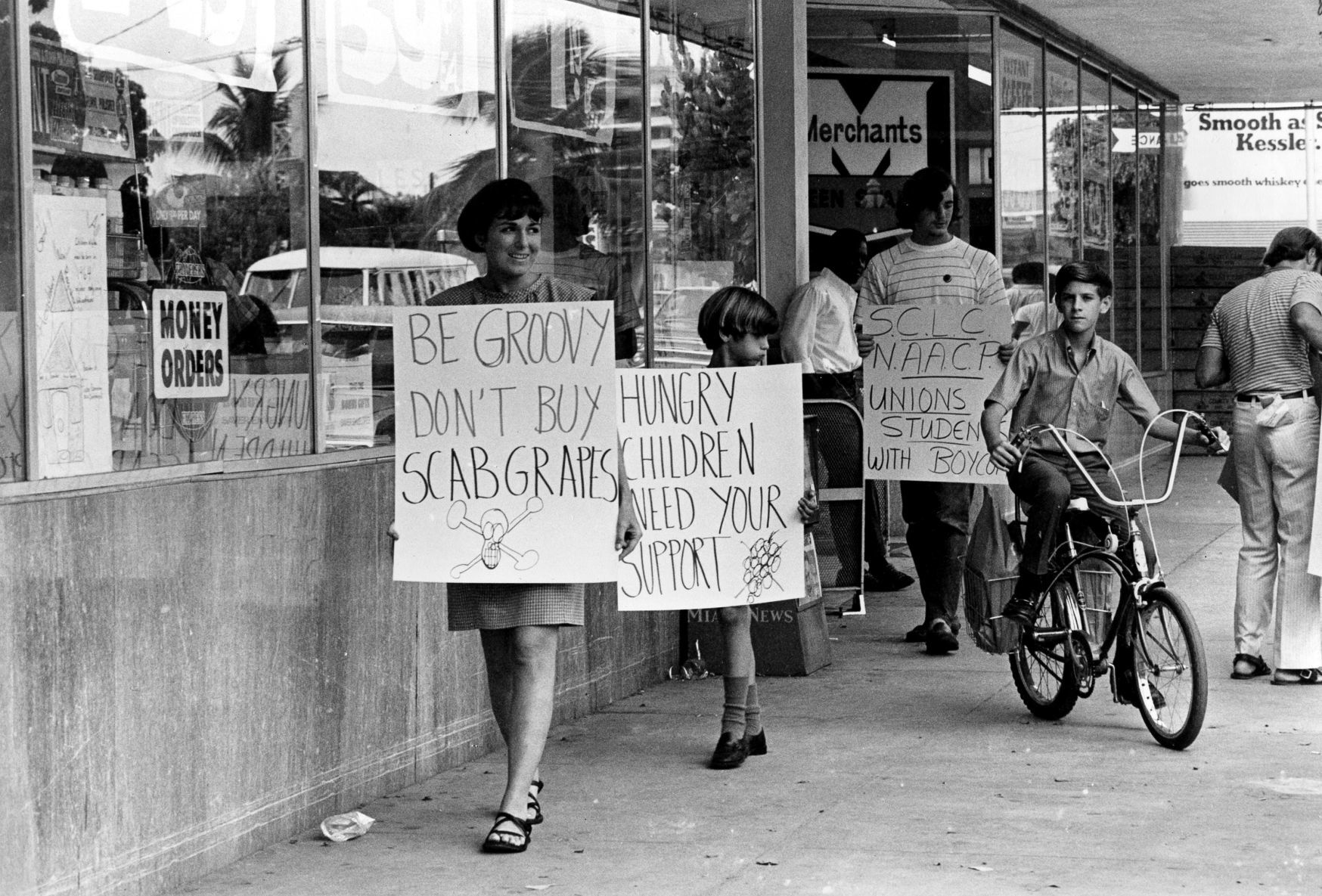 1969: BOYCOTT CALIFORNIA GRAPES
